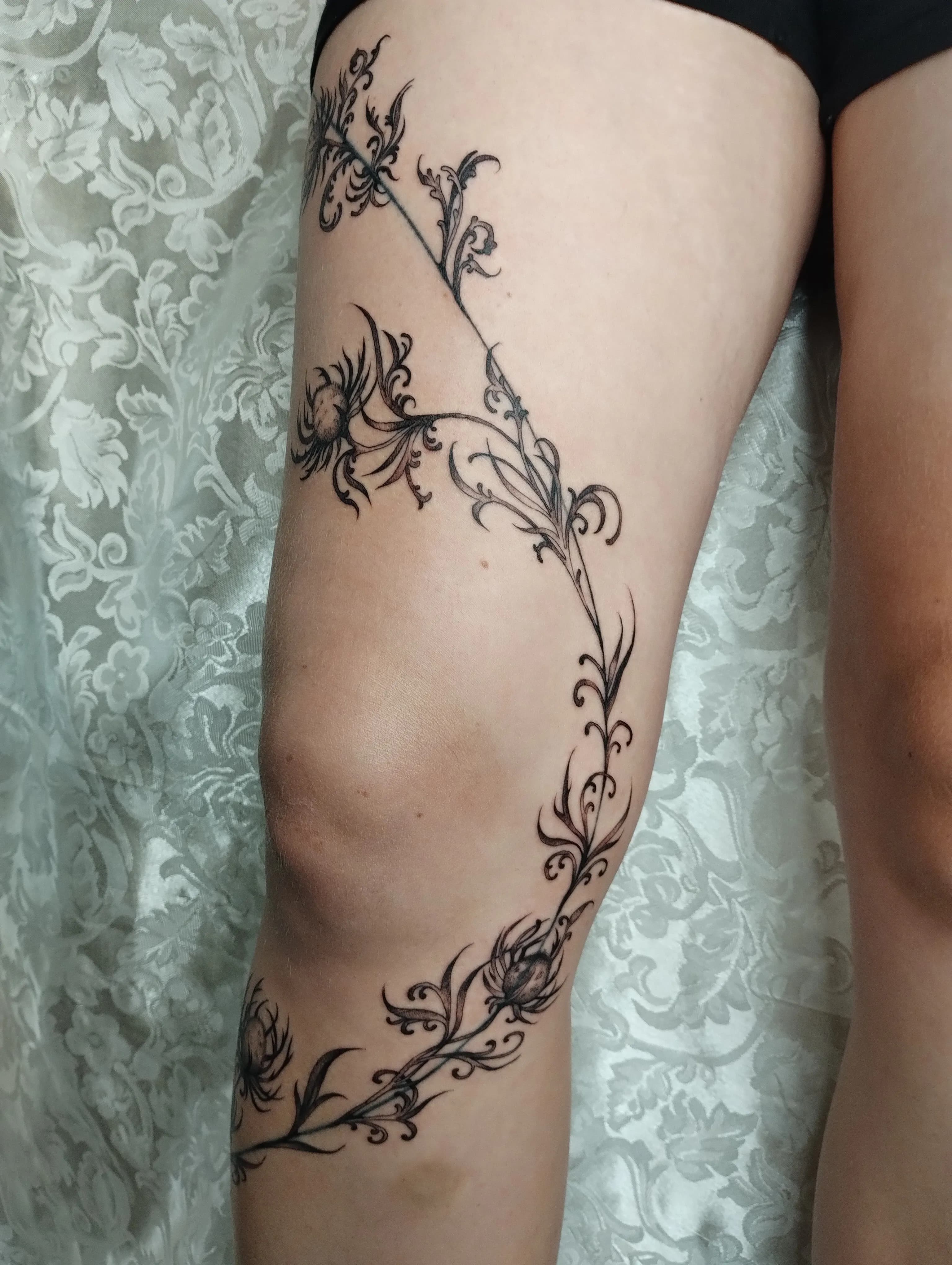 thistle ornamenta
